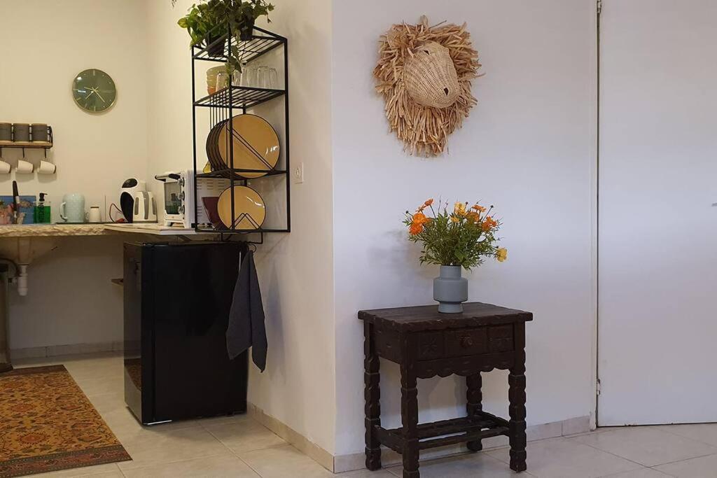 Ferienwohnung נקודת חן Shadmot Devora Exterior foto