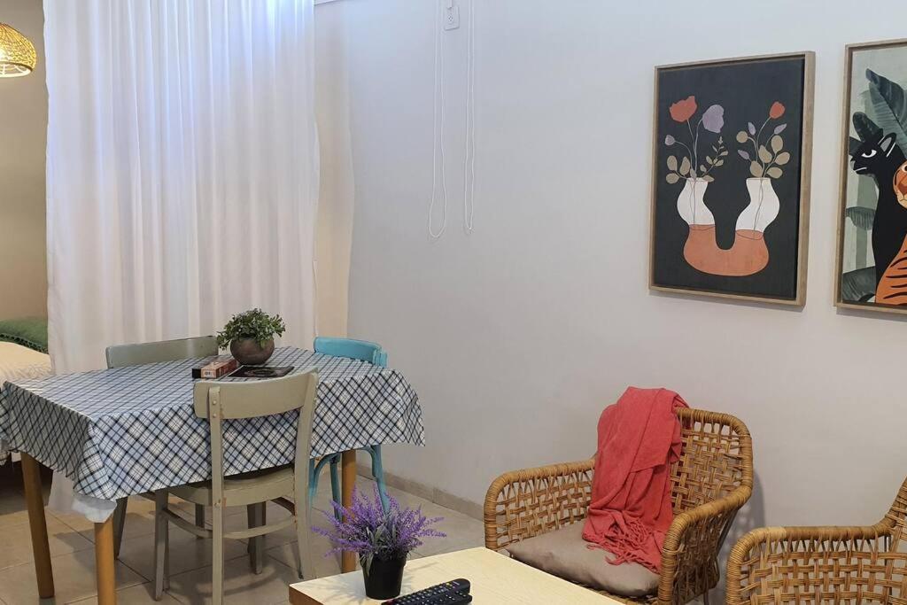Ferienwohnung נקודת חן Shadmot Devora Exterior foto